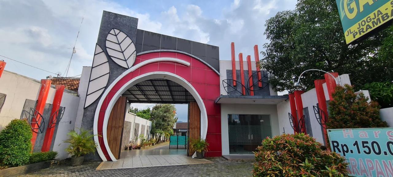 Oyo 90831 Hotel Gardenia Prambanan Solo Exteriér fotografie