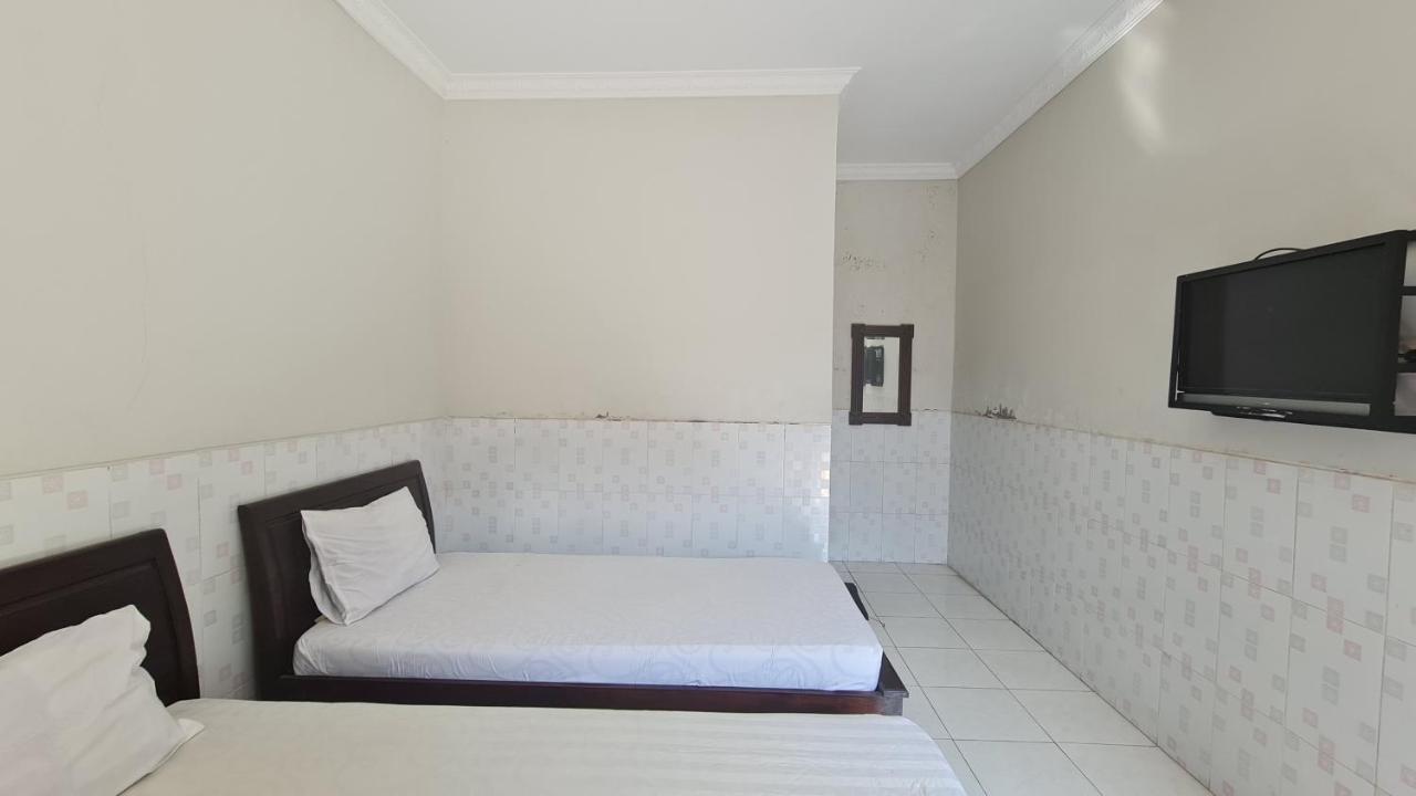 Oyo 90831 Hotel Gardenia Prambanan Yogyakarta Exteriér fotografie