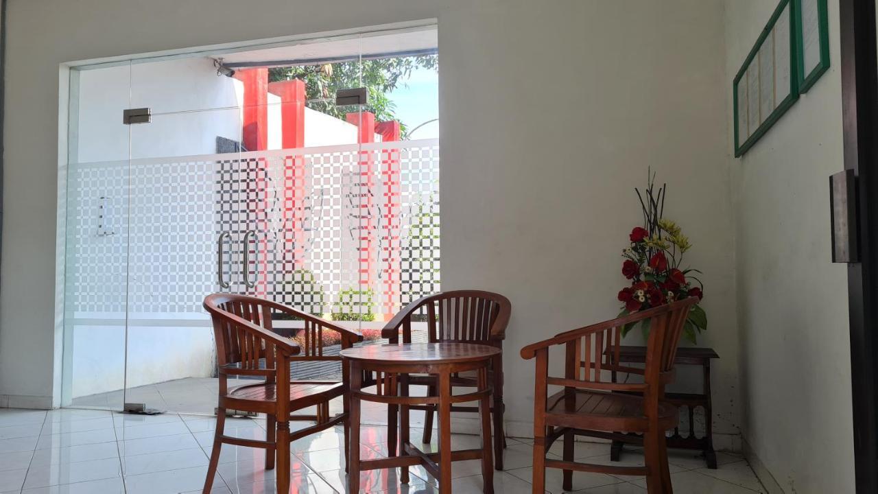 Oyo 90831 Hotel Gardenia Prambanan Solo Exteriér fotografie